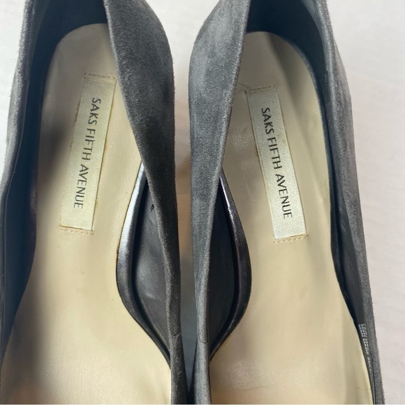 Saks Fifth Avenue Gray Heels with Elegant Pointed Toe - Picture 3 of 9